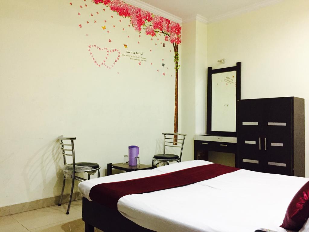 โฮเต็ล สุขมาน อินเตอร์เนชั่นแนล Hotel อัมริตสา ภายนอก รูปภาพ