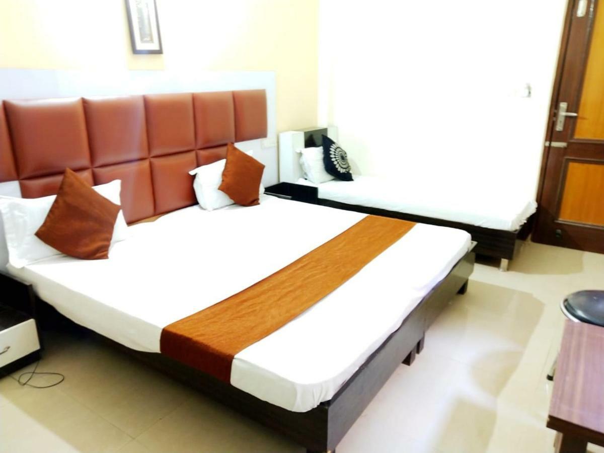 โฮเต็ล สุขมาน อินเตอร์เนชั่นแนล Hotel อัมริตสา ภายนอก รูปภาพ