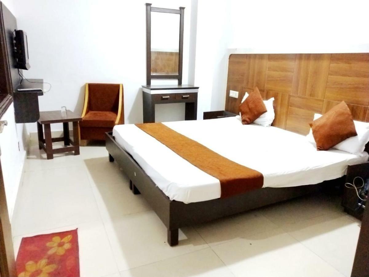 โฮเต็ล สุขมาน อินเตอร์เนชั่นแนล Hotel อัมริตสา ภายนอก รูปภาพ