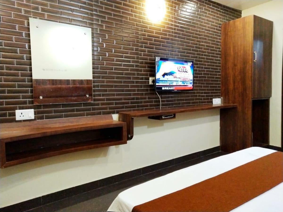 โฮเต็ล สุขมาน อินเตอร์เนชั่นแนล Hotel อัมริตสา ภายนอก รูปภาพ